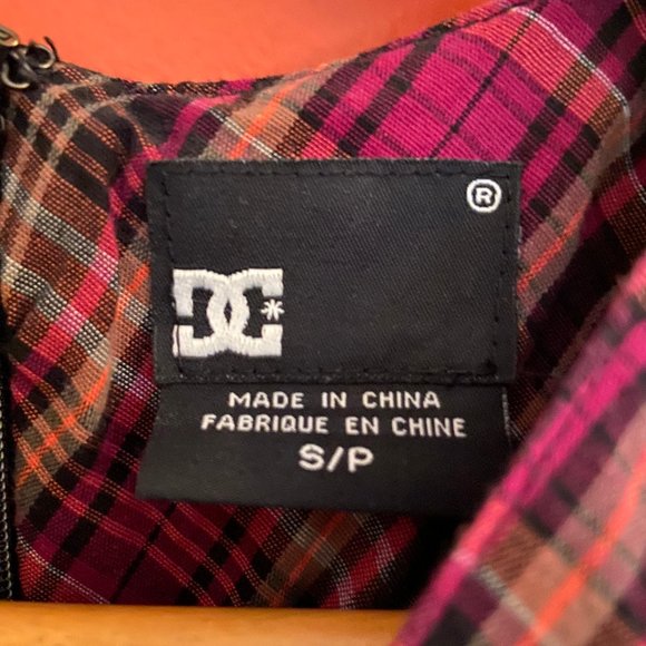 DC Shoes Plaid Dress - Picture 6 of 7